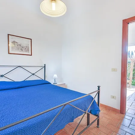 Le Prade - Goelba Daire *